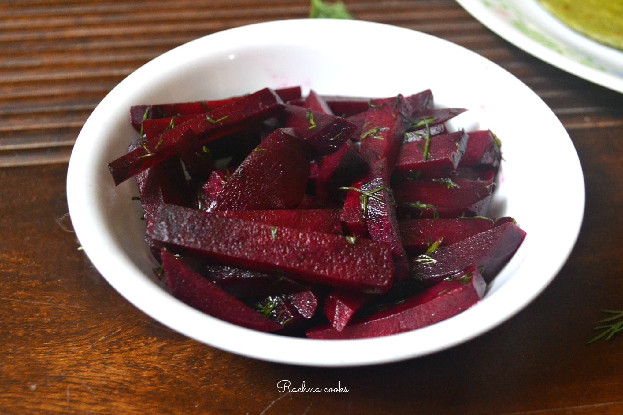 Полить свеклу соленой. Свекла с апельсином. Маринованная свекла. Pickled beetroot.