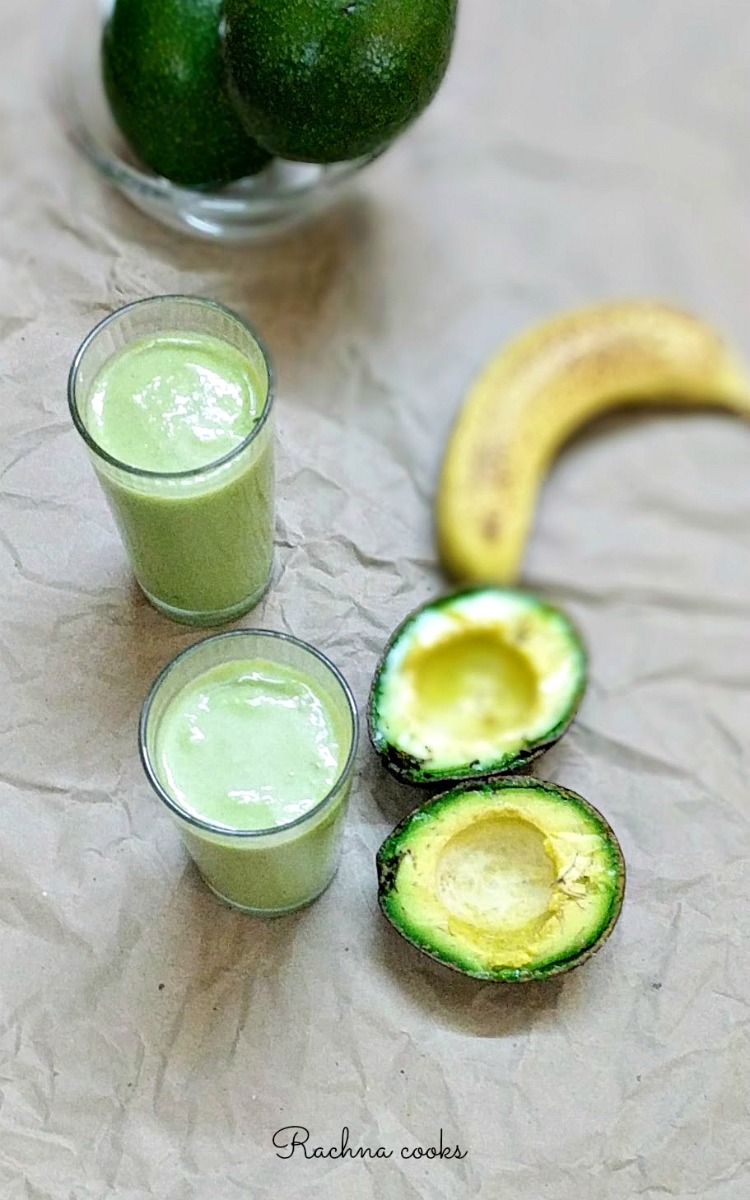 5 Minute Avocado Banana Smoothie - Rachna cooks