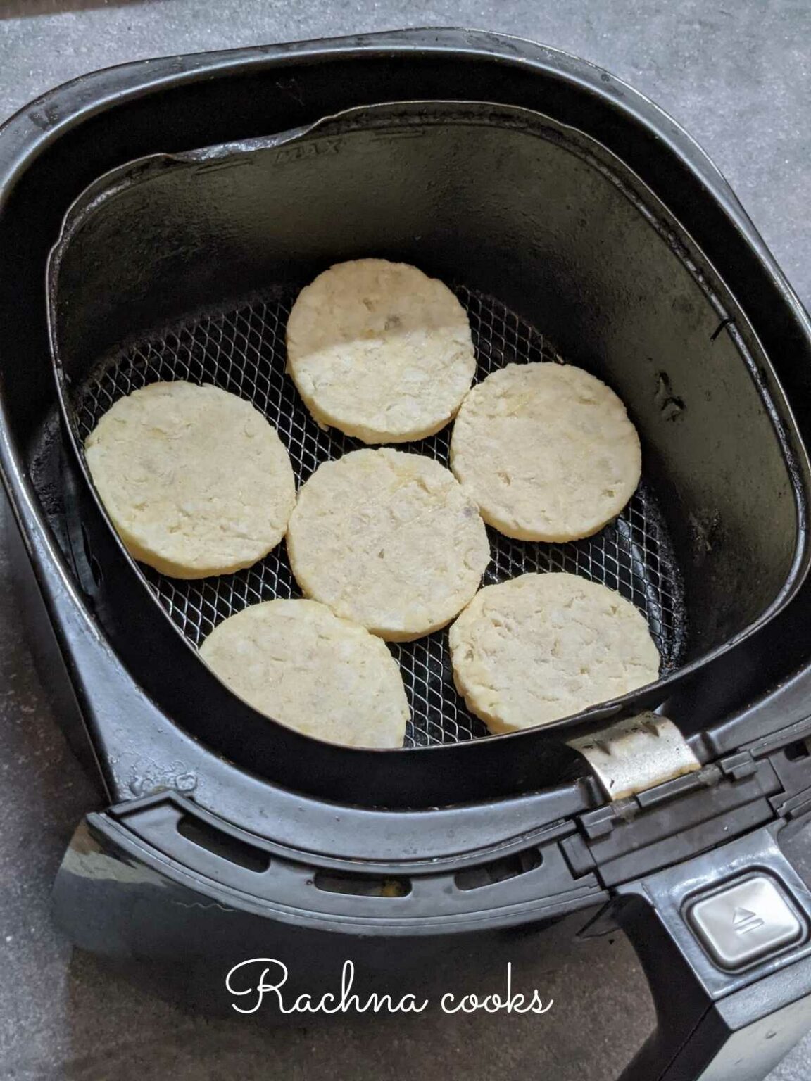 Hash Browns in Air fryer - Rachna cooks