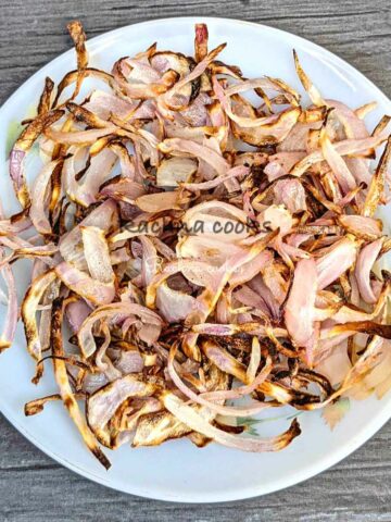 Top shot of a plate of air fried onion