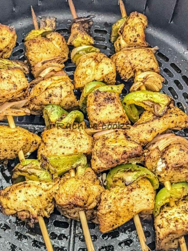 Delicious air fryer chicken kabobs