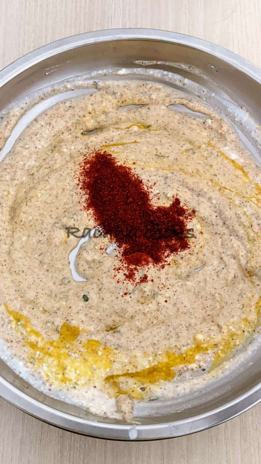 Thick marinade paste with paprika