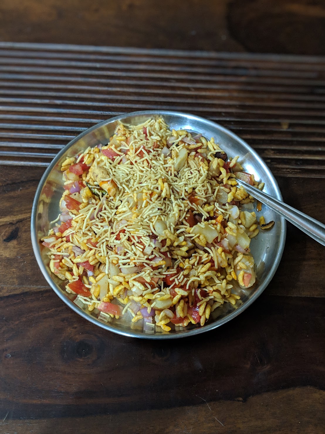 Delicious bhel puri served in a plate.
