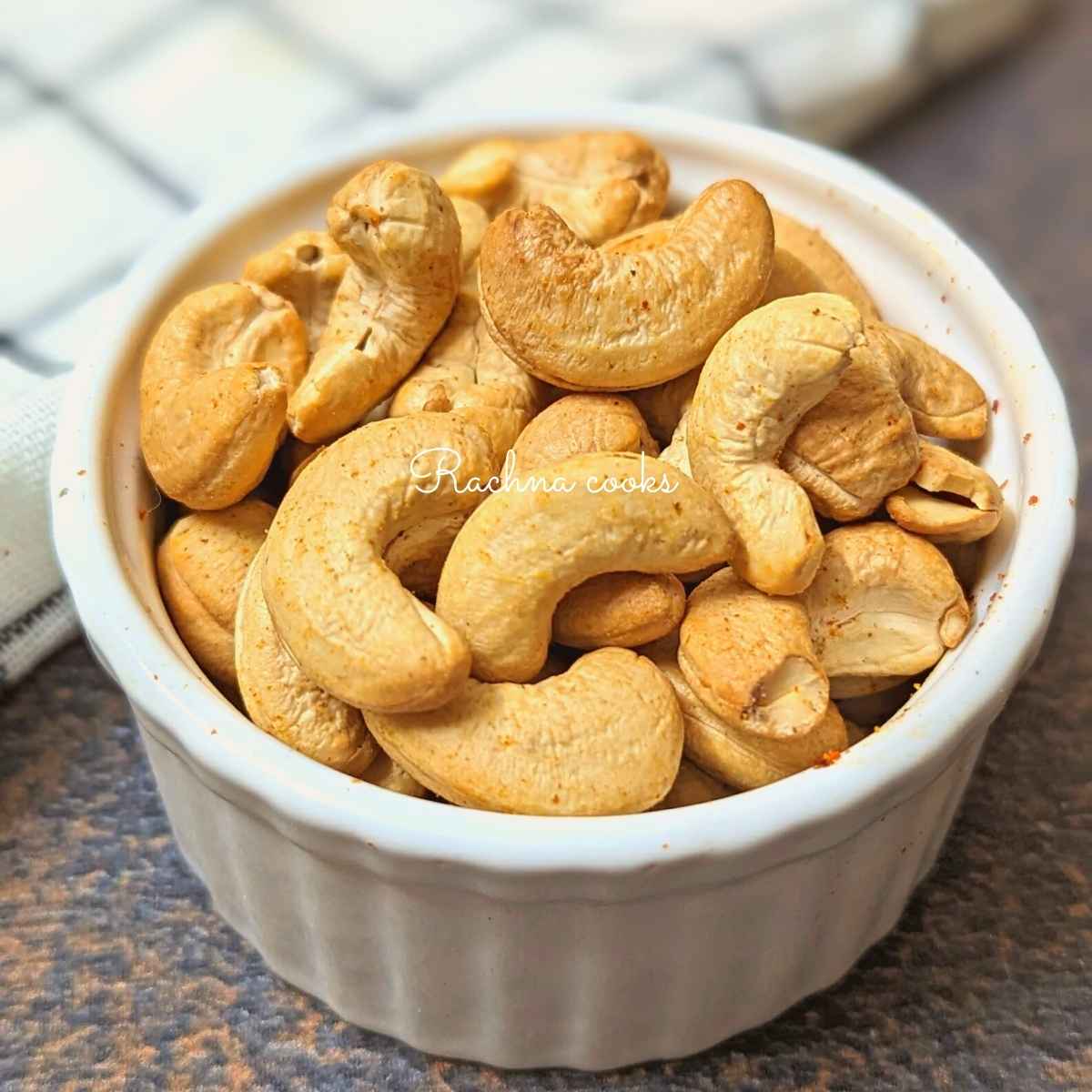 Air fryer roasted cashews without oil