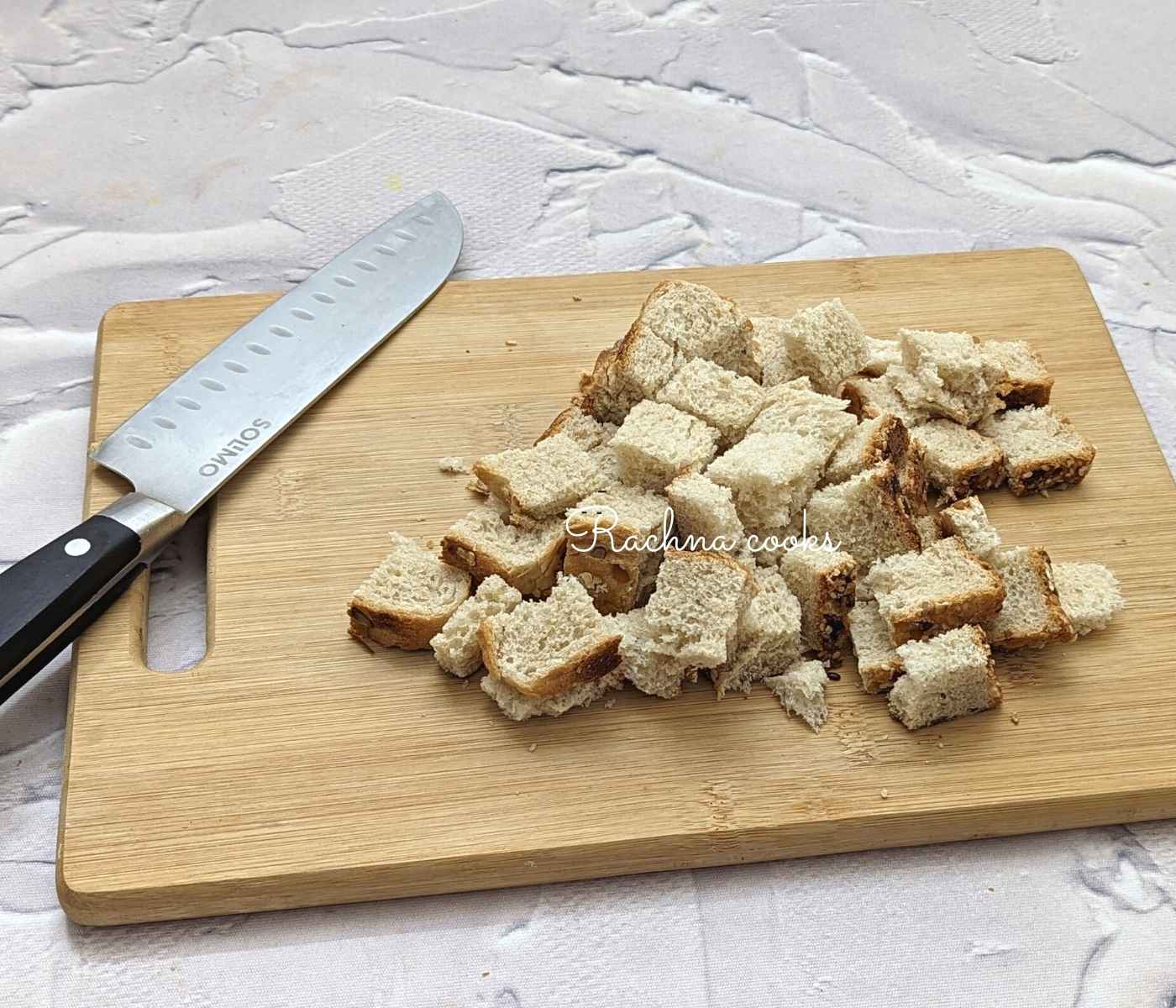 Bread slices cut into cubes