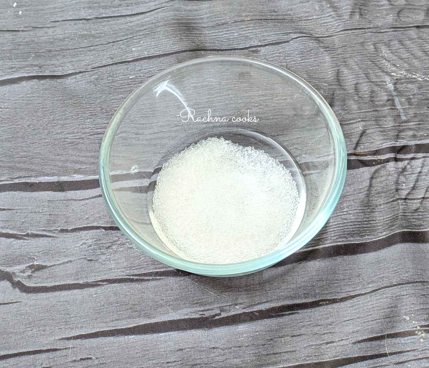 sugar and water in a bowl
