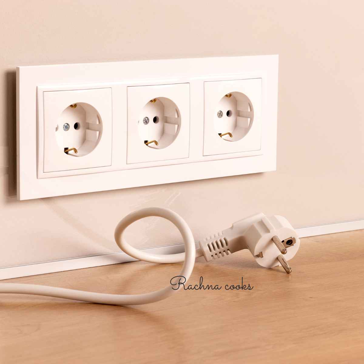3 sockets with a plug unplugged