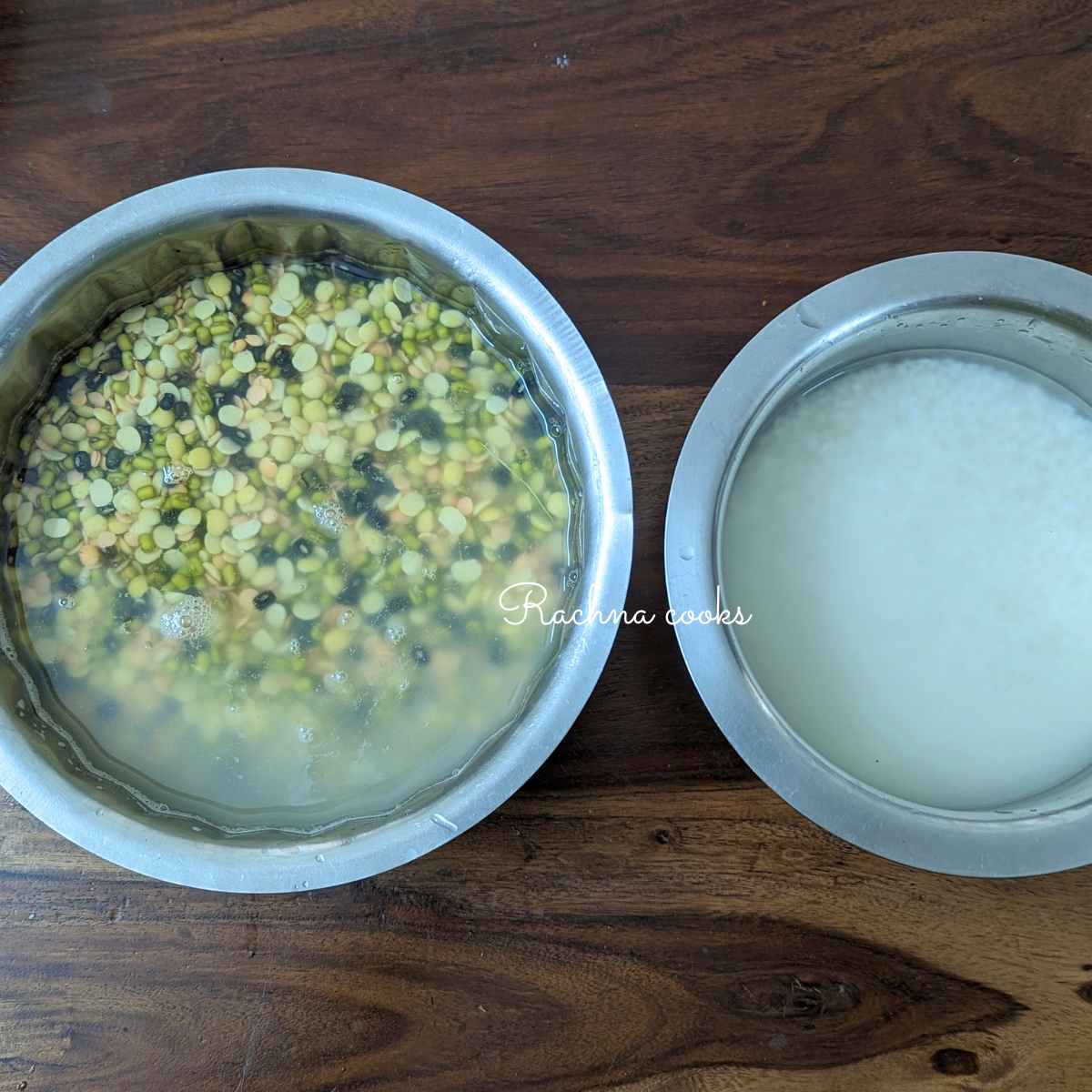 Soaked lentils and rice in two bowls