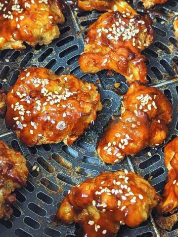 teriyaki cauliflower bites in air fryer basket