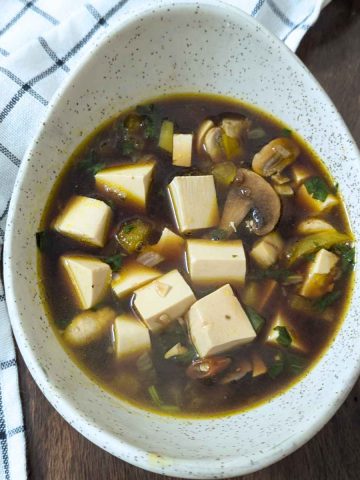 Thai basil sauce with tofu in a bowl