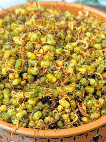 Sprouted mung beans after air frying.