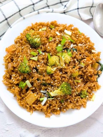 gochujang fried rice in a plate