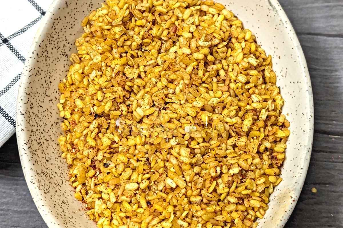 Moong dal after air frying in a bowl