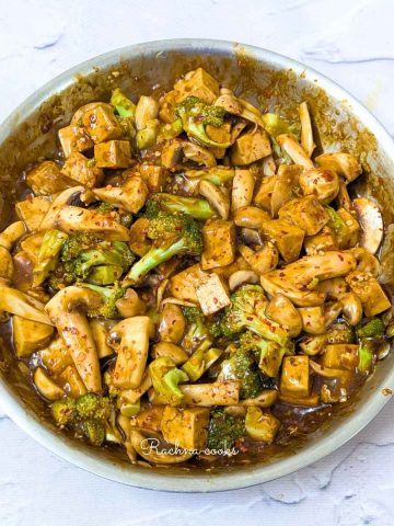 A nice skillet of tofu broccoli and mushroom stir fry