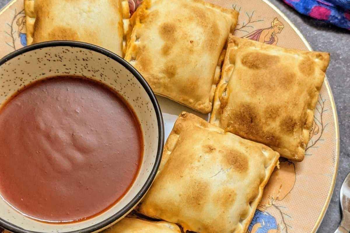 Pizza rolls on a plate