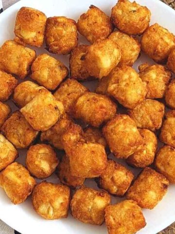 Tater tots on a plate