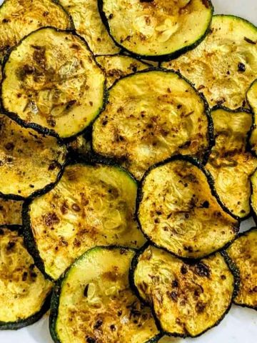 Zucchini chips on a plate