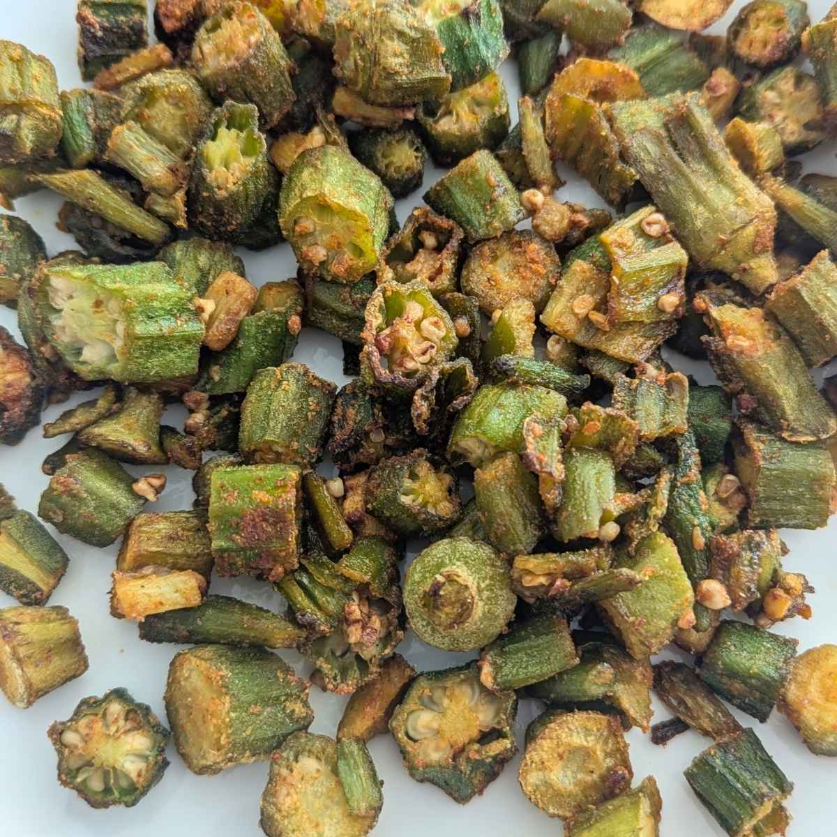 Crispy air fried okra on a plate